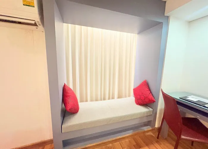 Отель I Silom 4*