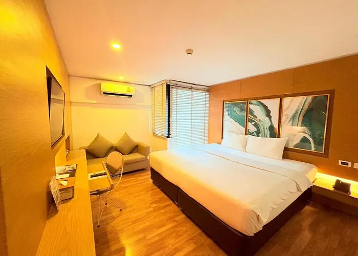 I Silom Отель 4*