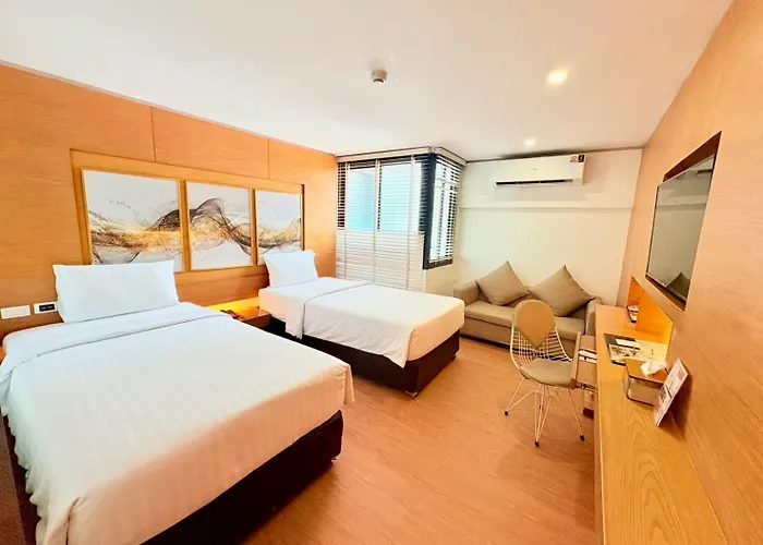 I Silom 4* Бангкок