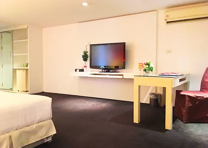 מלון I Silom 4*