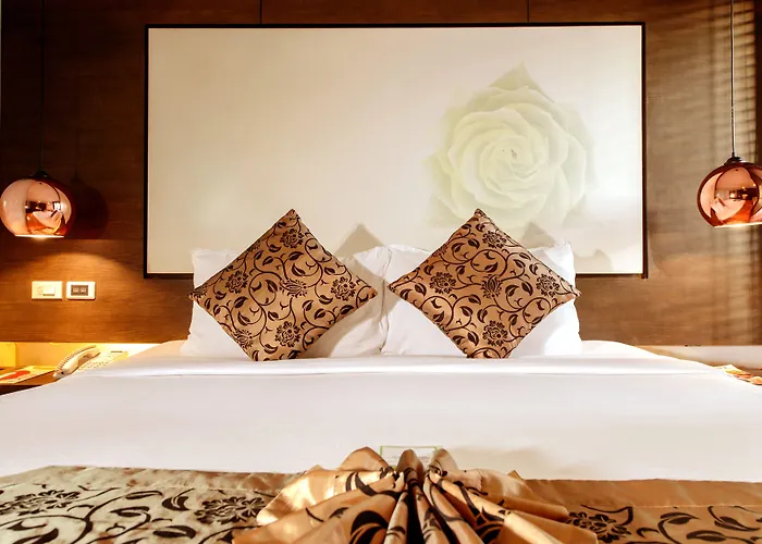 I Silom Отель 4*