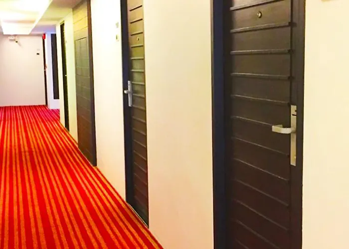 I Silom 4* Бангкок