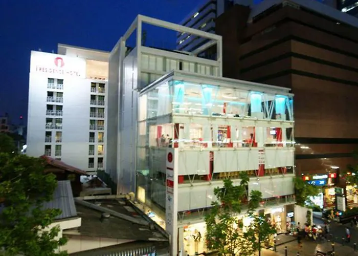 I Silom 4* Бангкок