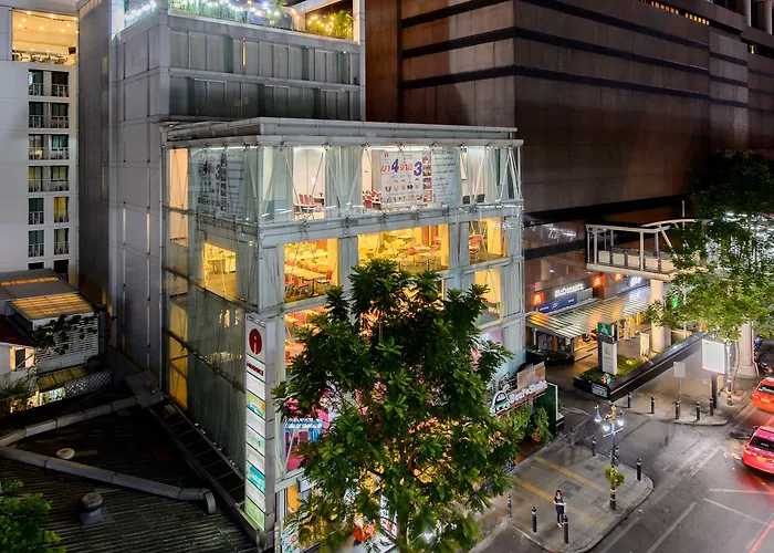 I Silom Отель 4*