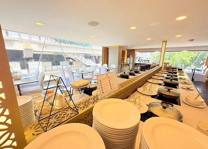 מלון I Silom 4*